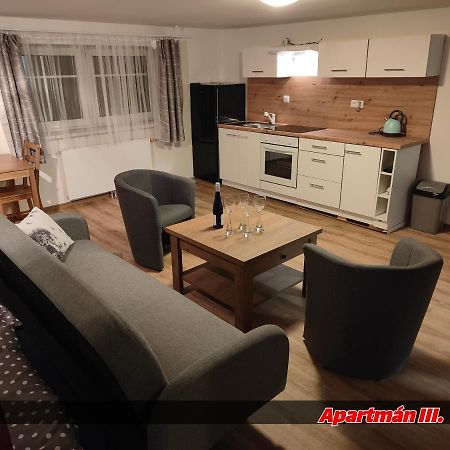 Apartmany Na Ceste Desna  Ngoại thất bức ảnh