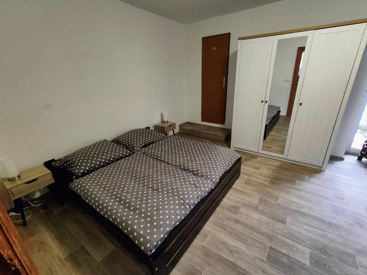 Apartmany Na Ceste Desna  Ngoại thất bức ảnh